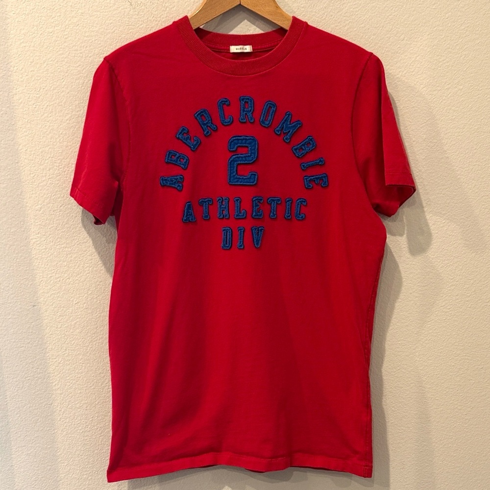 Abercrombie And Fitch Men's Short Sleeve T-Shirt Red Muscle Large Slim Fit